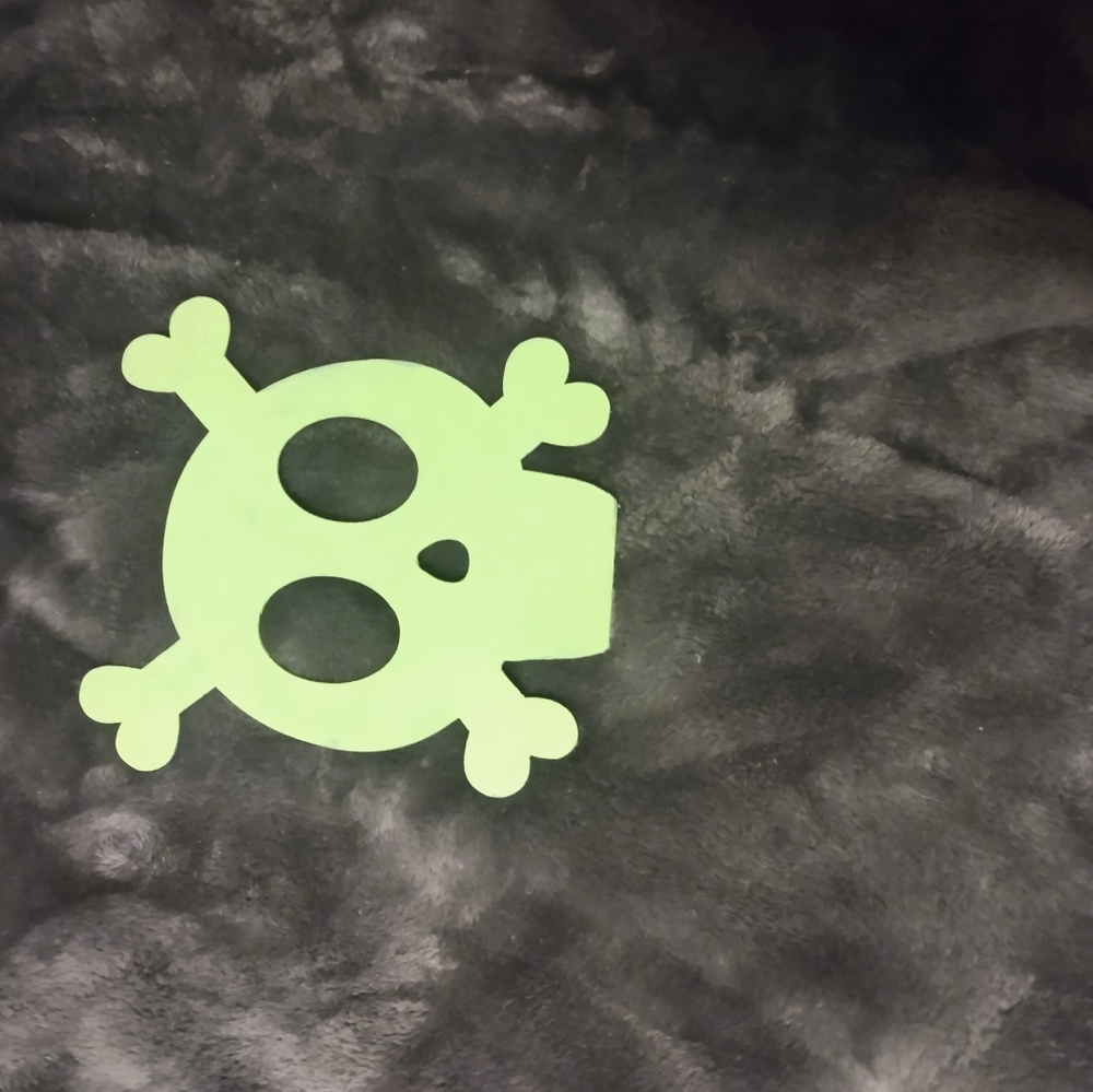Wooden skull decor